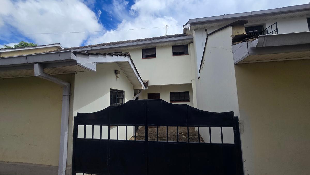 Office with Fibre Internet in Ngong Road - 19
