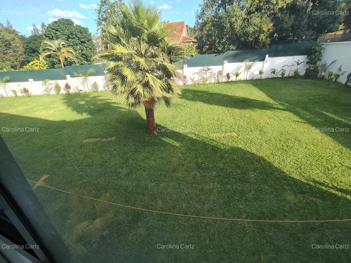 5 Bed House with En Suite at Runda - 13