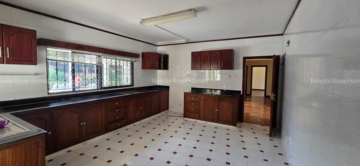 5 Bed House with En Suite at Thigiri Road - 10