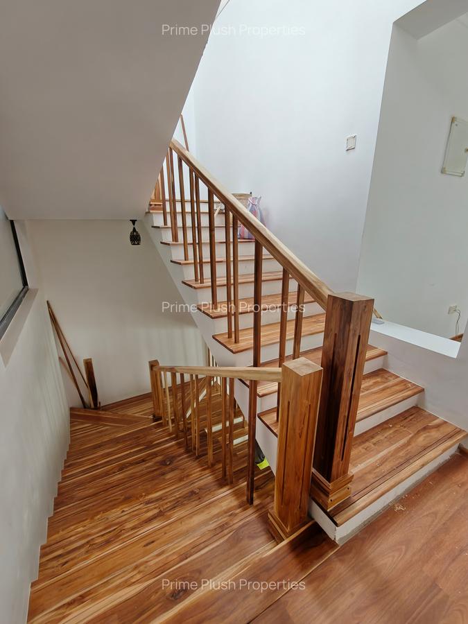 9 Bed House with En Suite in Karen - 7