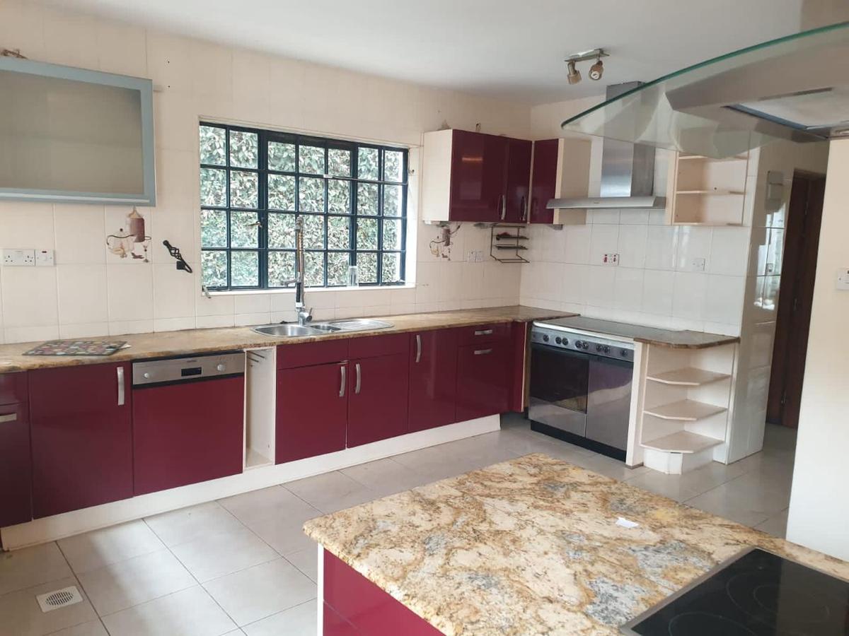 4 Bed House with En Suite in Gigiri - 9