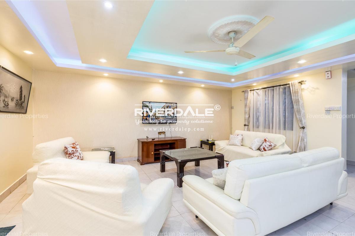 Furnished 3 Bed Apartment with En Suite in Parklands - 2