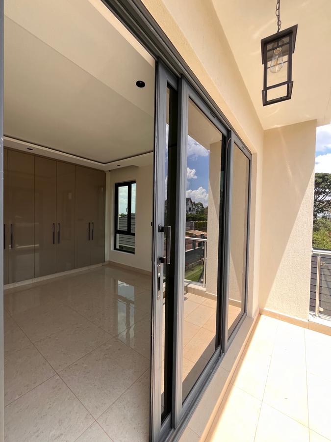 6 Bed Villa with En Suite in Tatu City - 9