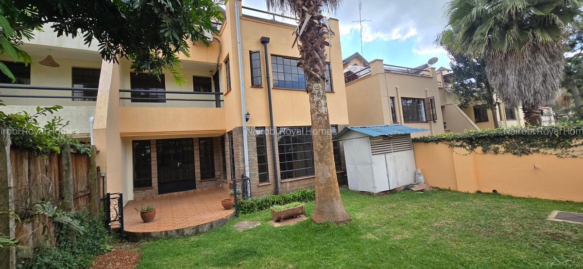 5 Bed Townhouse with En Suite at Convent Drive - 5