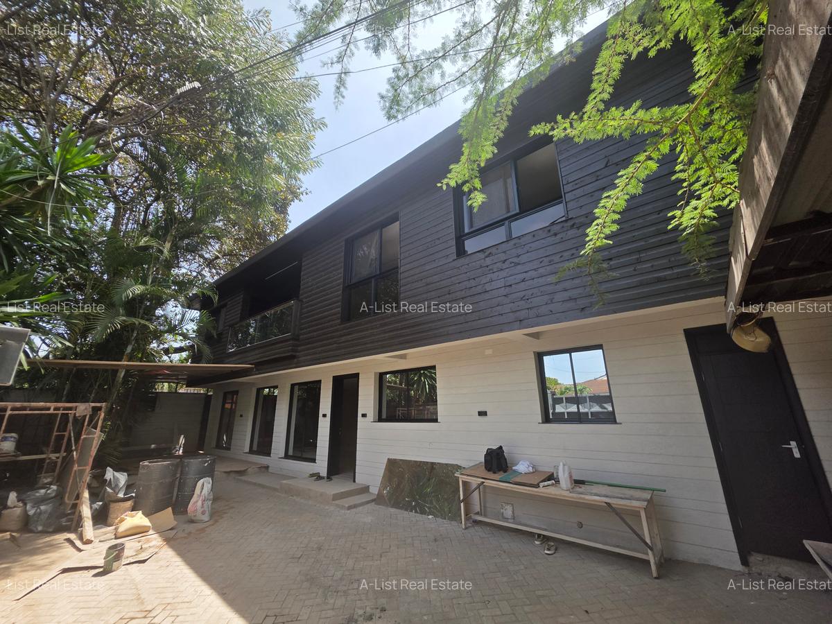 3 Bed Townhouse with En Suite in Gigiri - 5