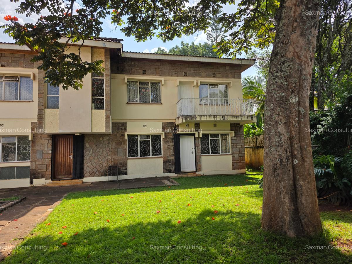 6 Bed House with Staff Quarters in Lake View - 18