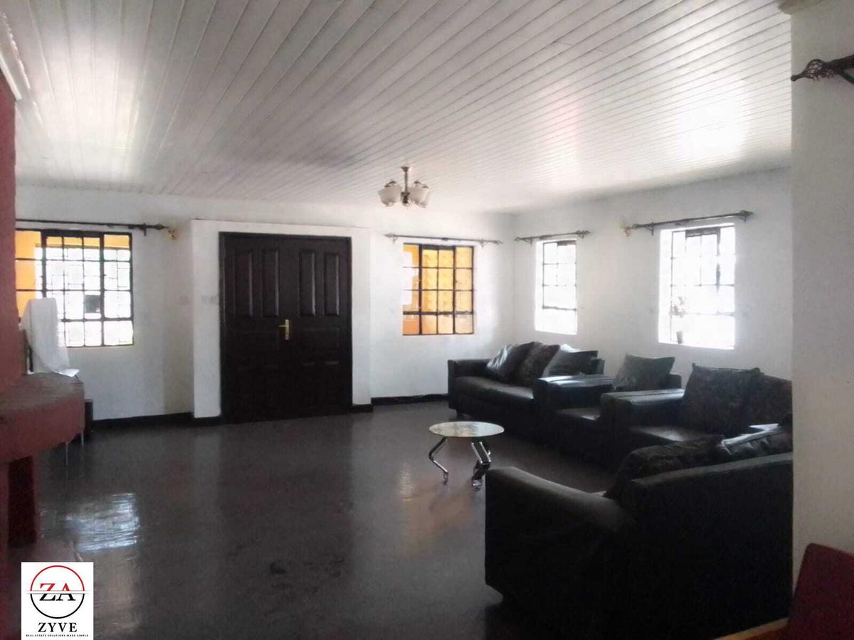 5 Bed House with En Suite at Nyari - 4