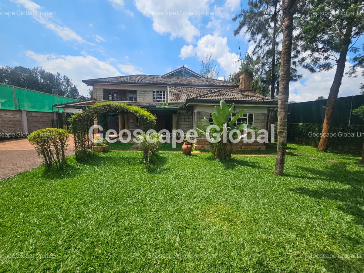 5 Bed House with En Suite in Runda - 10