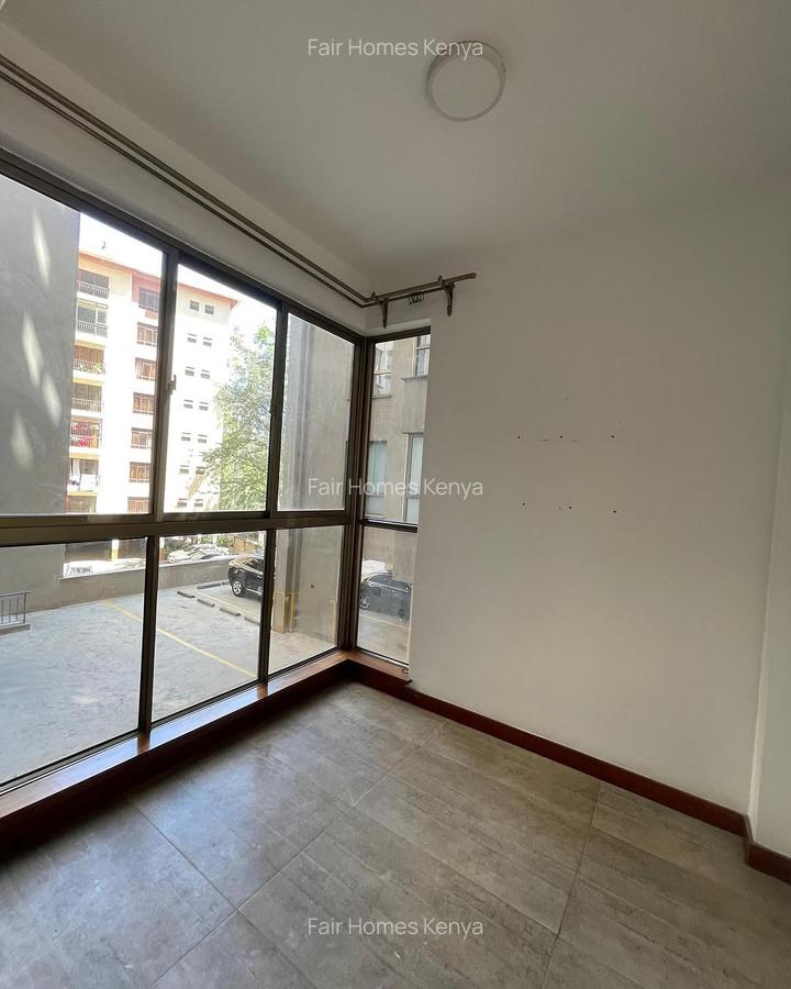 1 Bed Apartment with En Suite at Othaya Road - 11