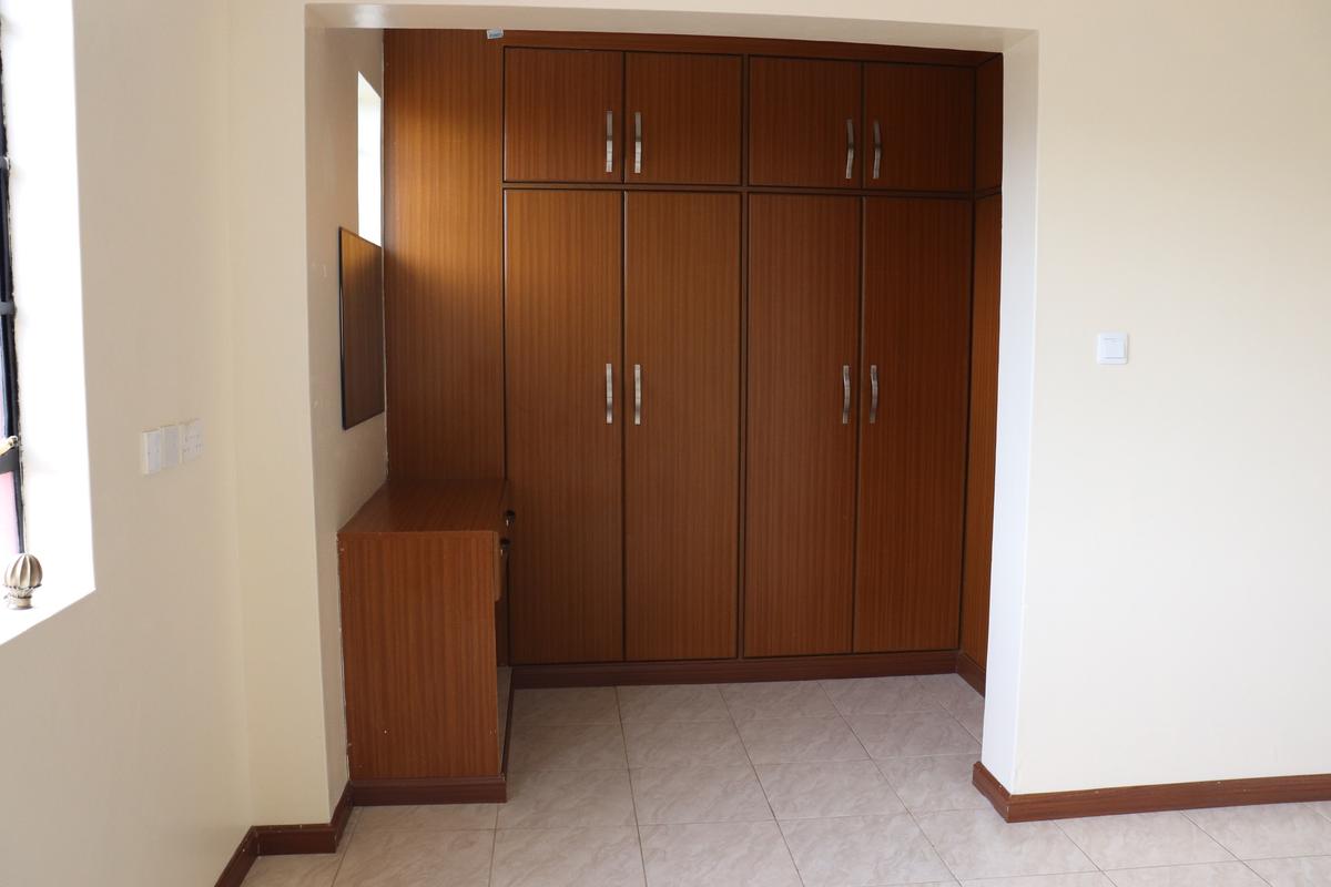 2 Bed Apartment with En Suite at Dagoretti Road - 4