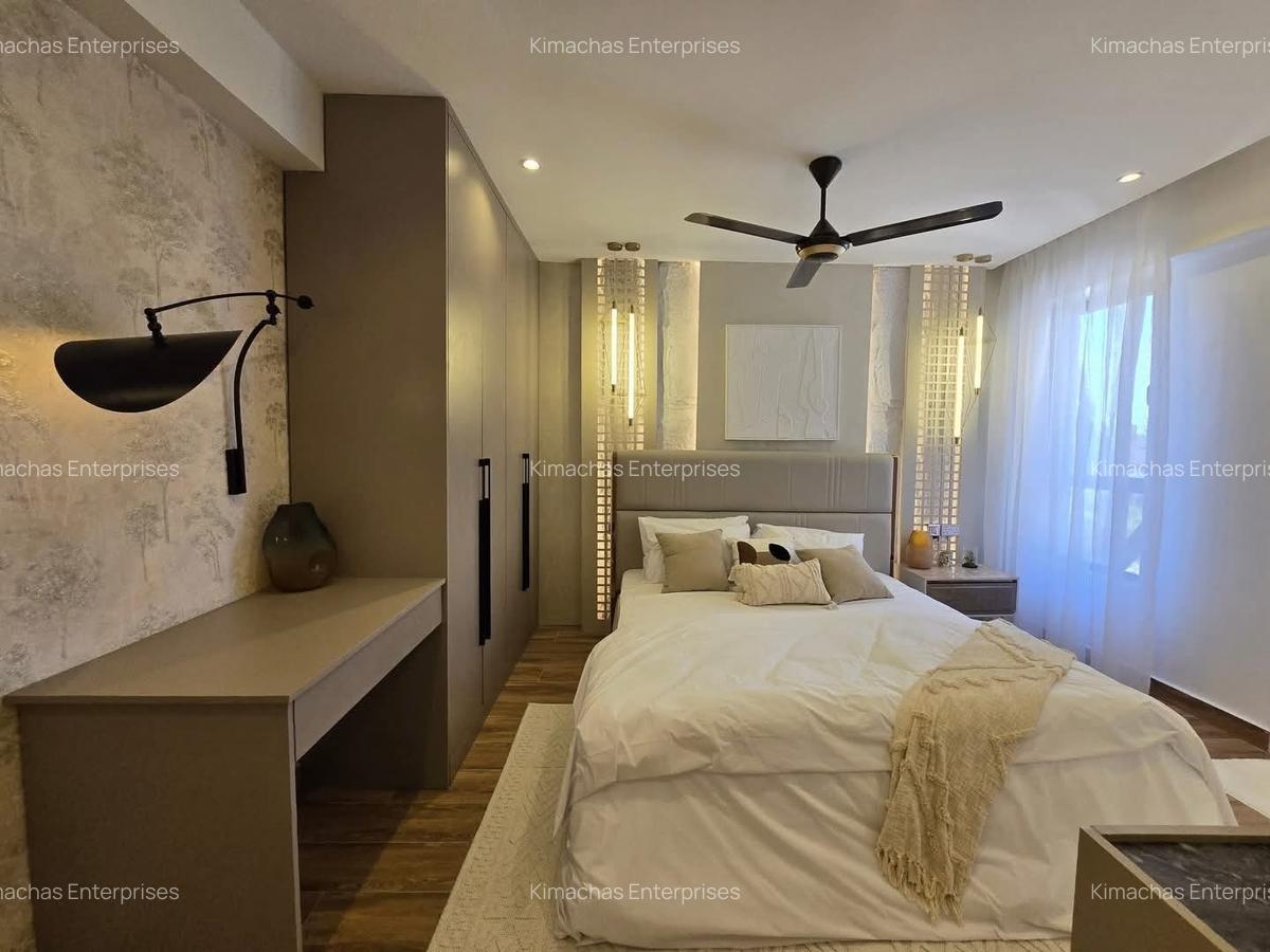 3 Bed Apartment with En Suite at Links Road - 19