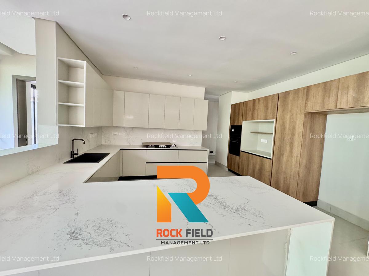 5 Bed Apartment with En Suite at Grevillea Grove - 2