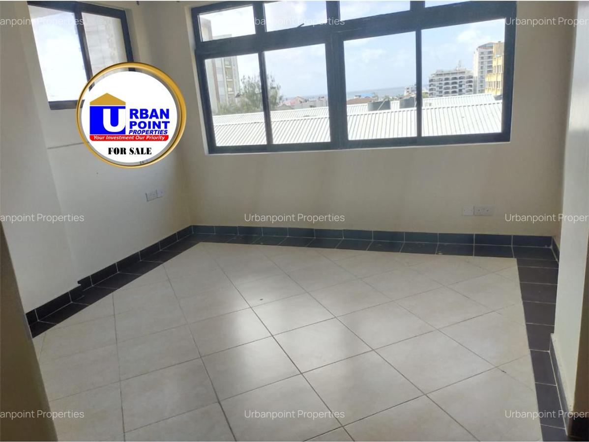 3 Bed Apartment with En Suite in Kizingo - 8