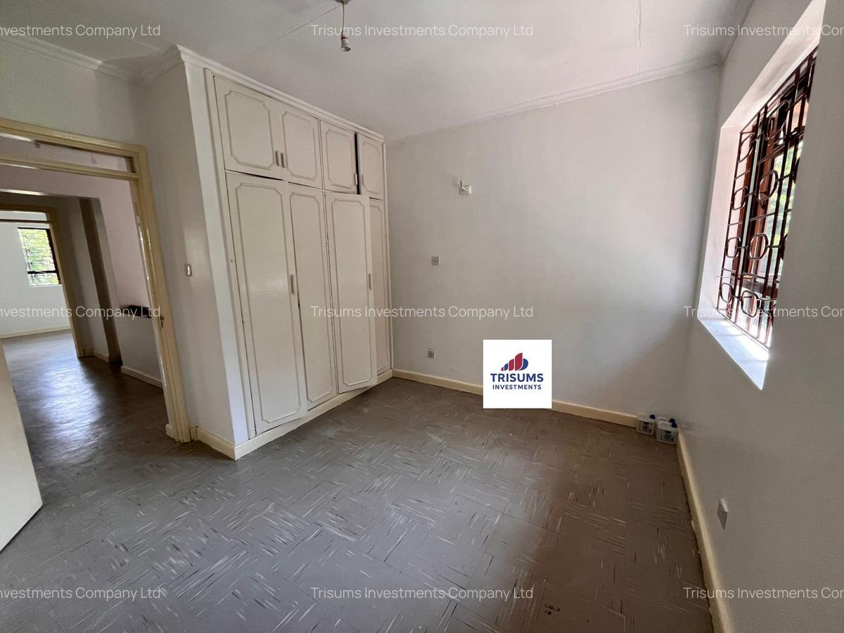 3 Bed House with En Suite in Westlands Area - 17