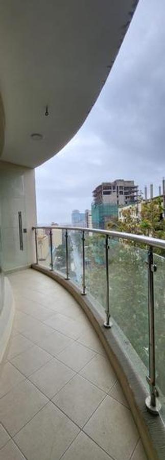 Serviced 2 Bed Apartment with En Suite at 4Th Avenue - 14