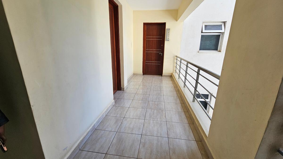 3 Bed Apartment with En Suite in Lavington - 18