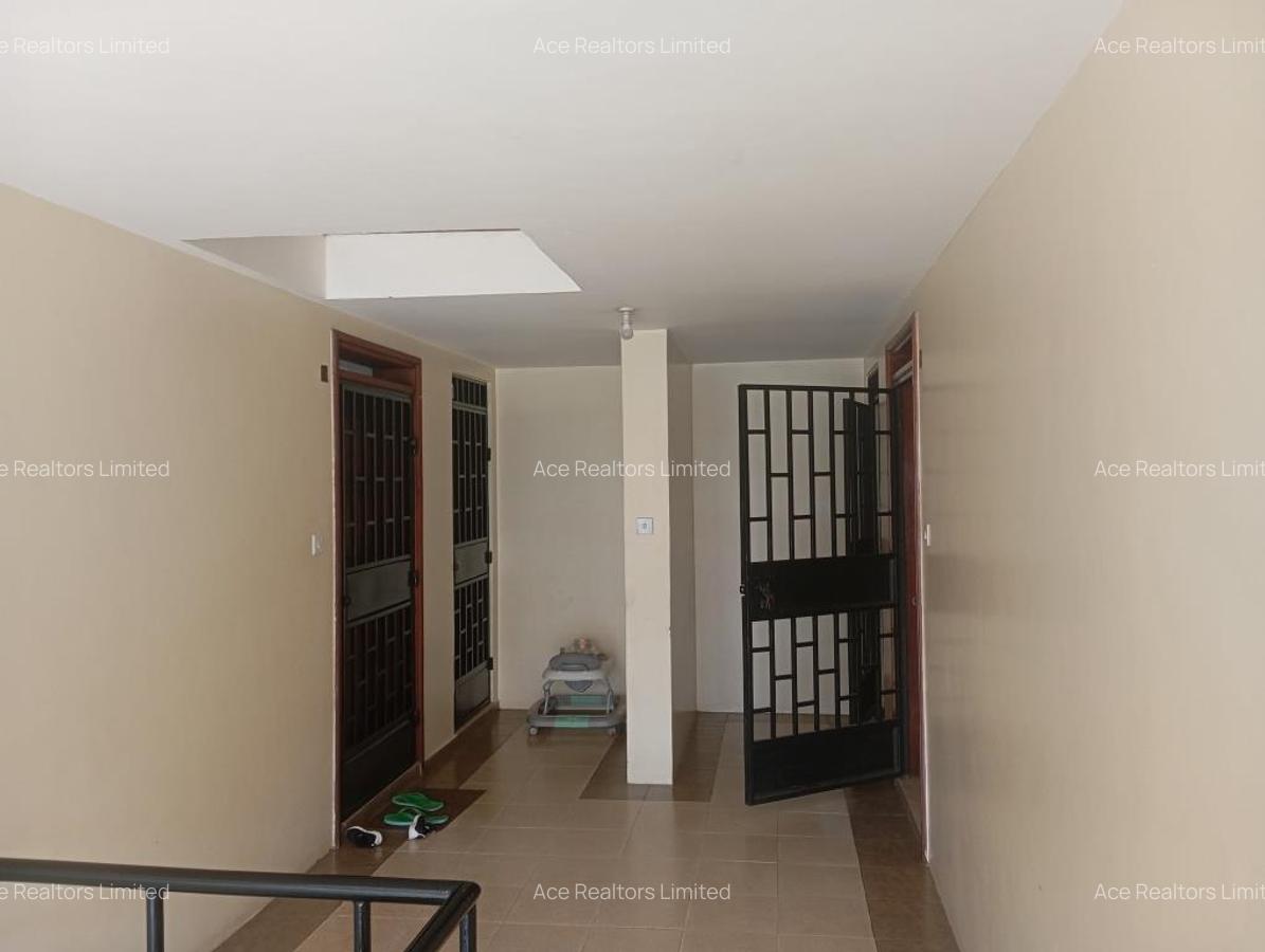 3 Bed Apartment with En Suite at Valley Arcade - 4