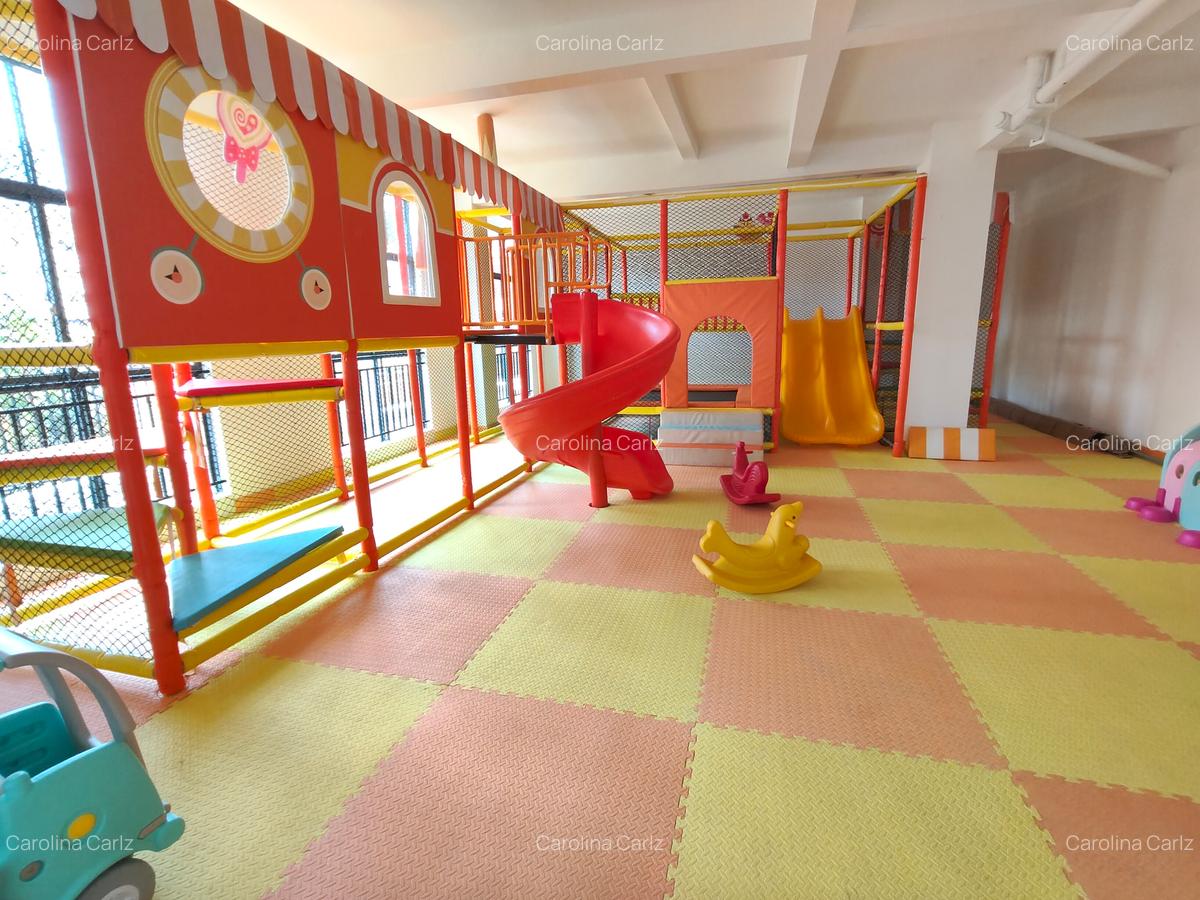 2 Bed Apartment with En Suite at Westlands Road - 1