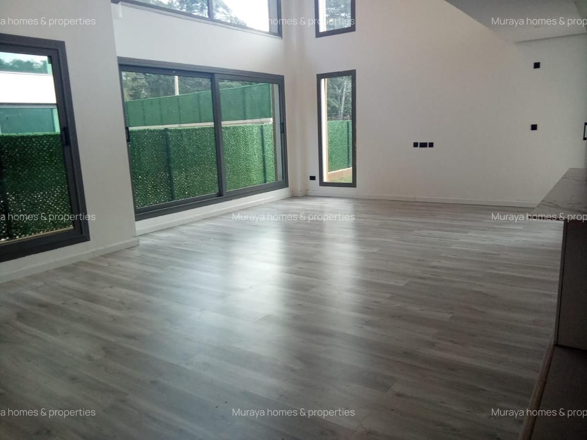 5 Bed Villa with En Suite at Lavington - 2