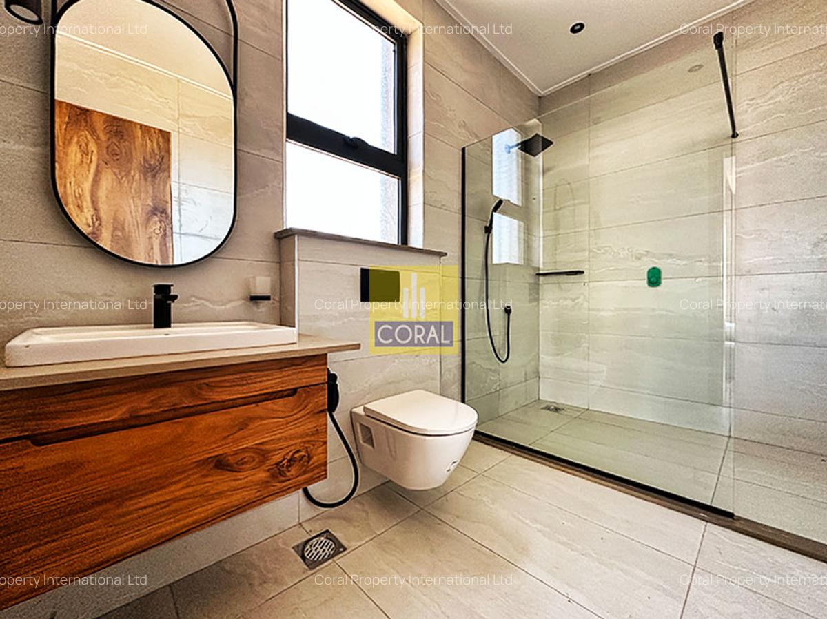 4 Bed Townhouse with Swimming Pool in Loresho - 14