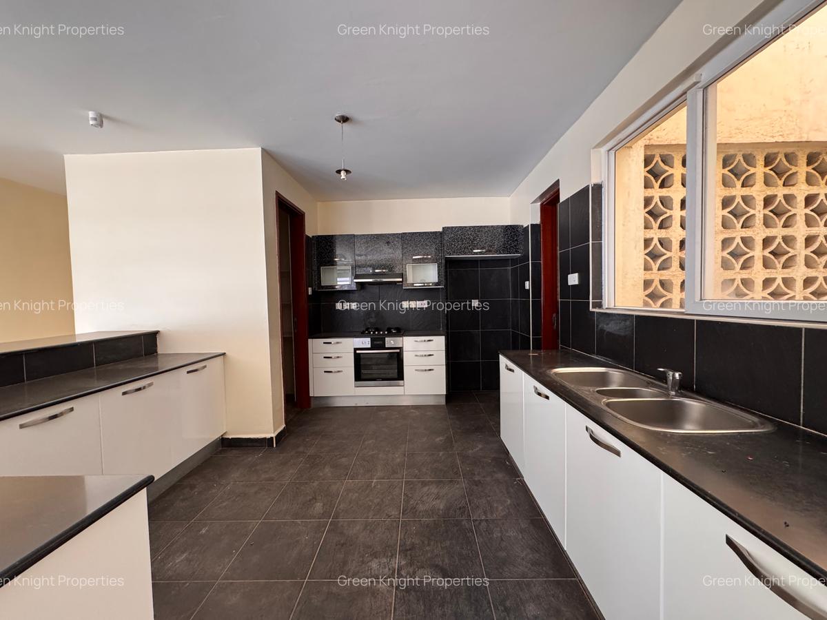 Serviced 4 Bed Apartment with En Suite in Lavington - 3