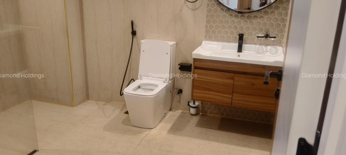 Serviced 3 Bed Apartment with En Suite at Brookside - 8