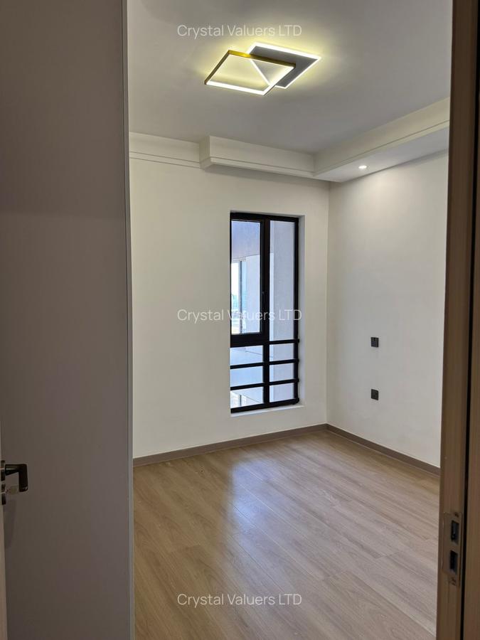 2 Bed Apartment with En Suite in Riverside - 7