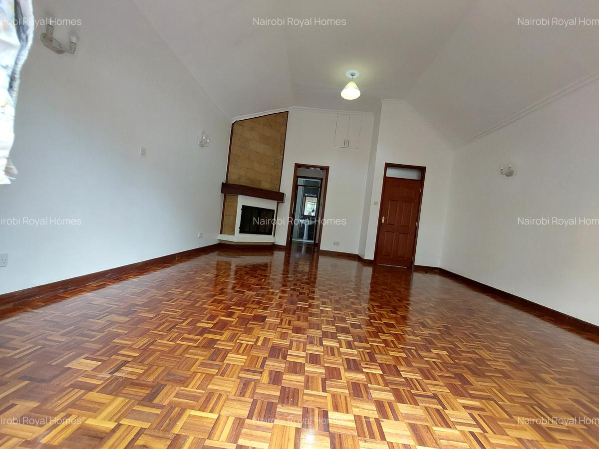 6 Bed Townhouse with En Suite at James Gichuru - 12