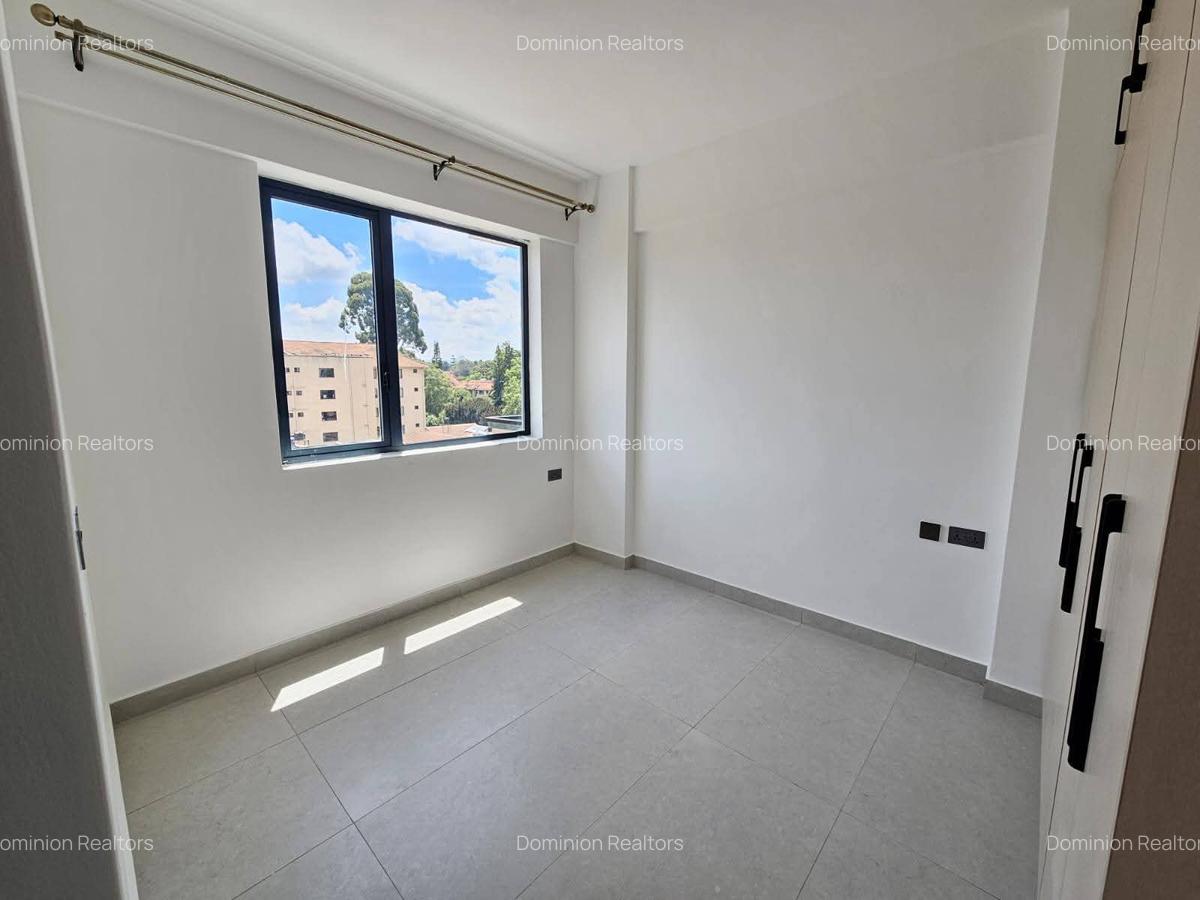 3 Bed Apartment with En Suite in Westlands Area - 15