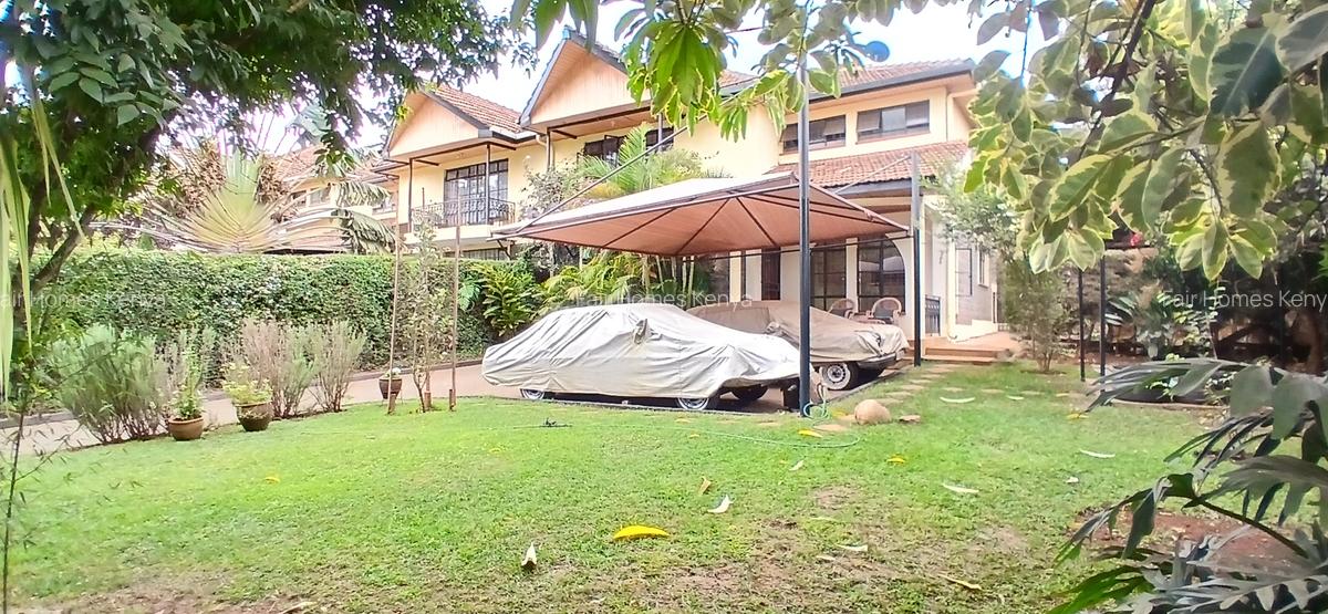 4 Bed Townhouse with En Suite at Lavington Green - 6