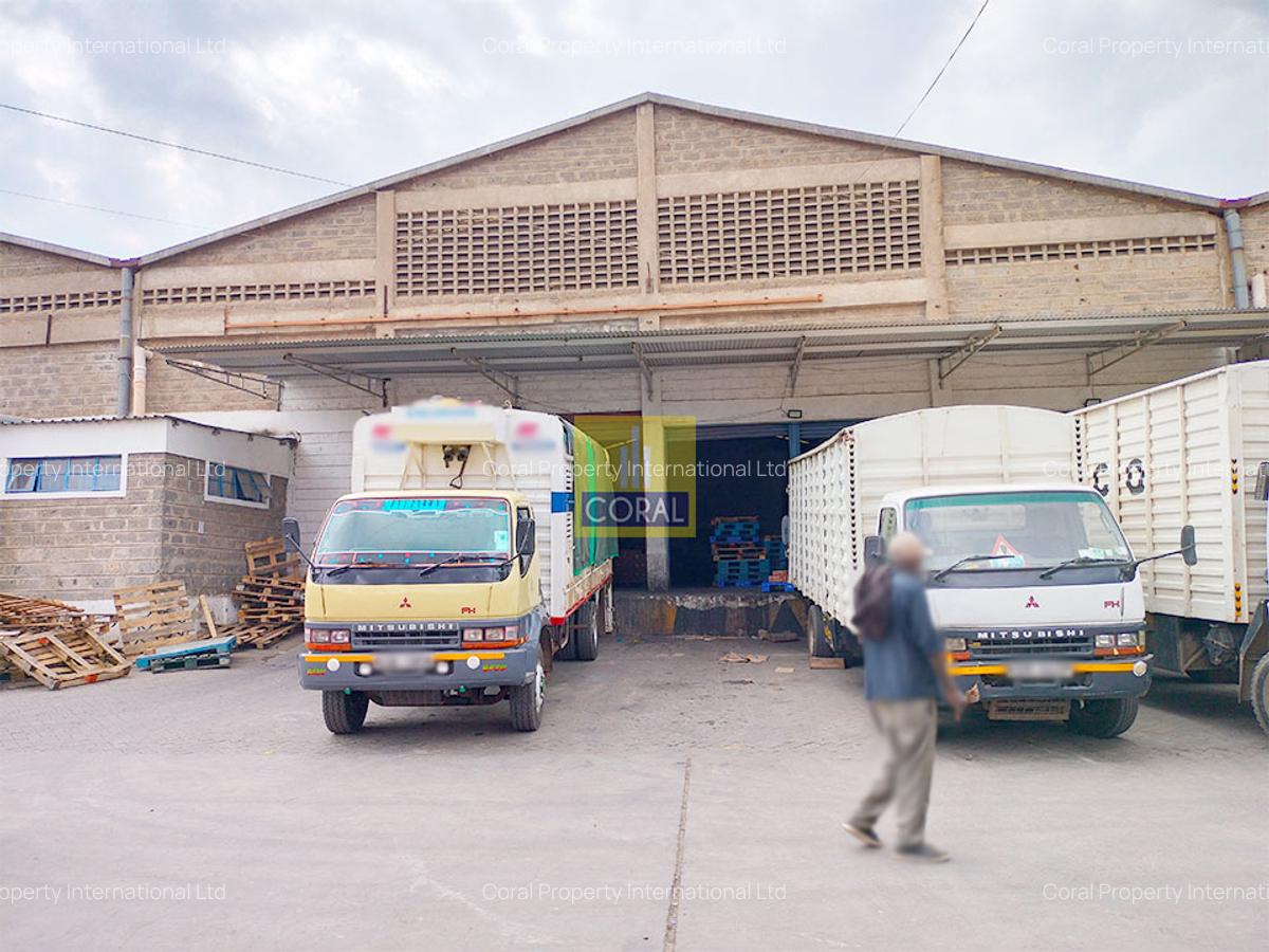 Warehouse in Industrial Area - 8