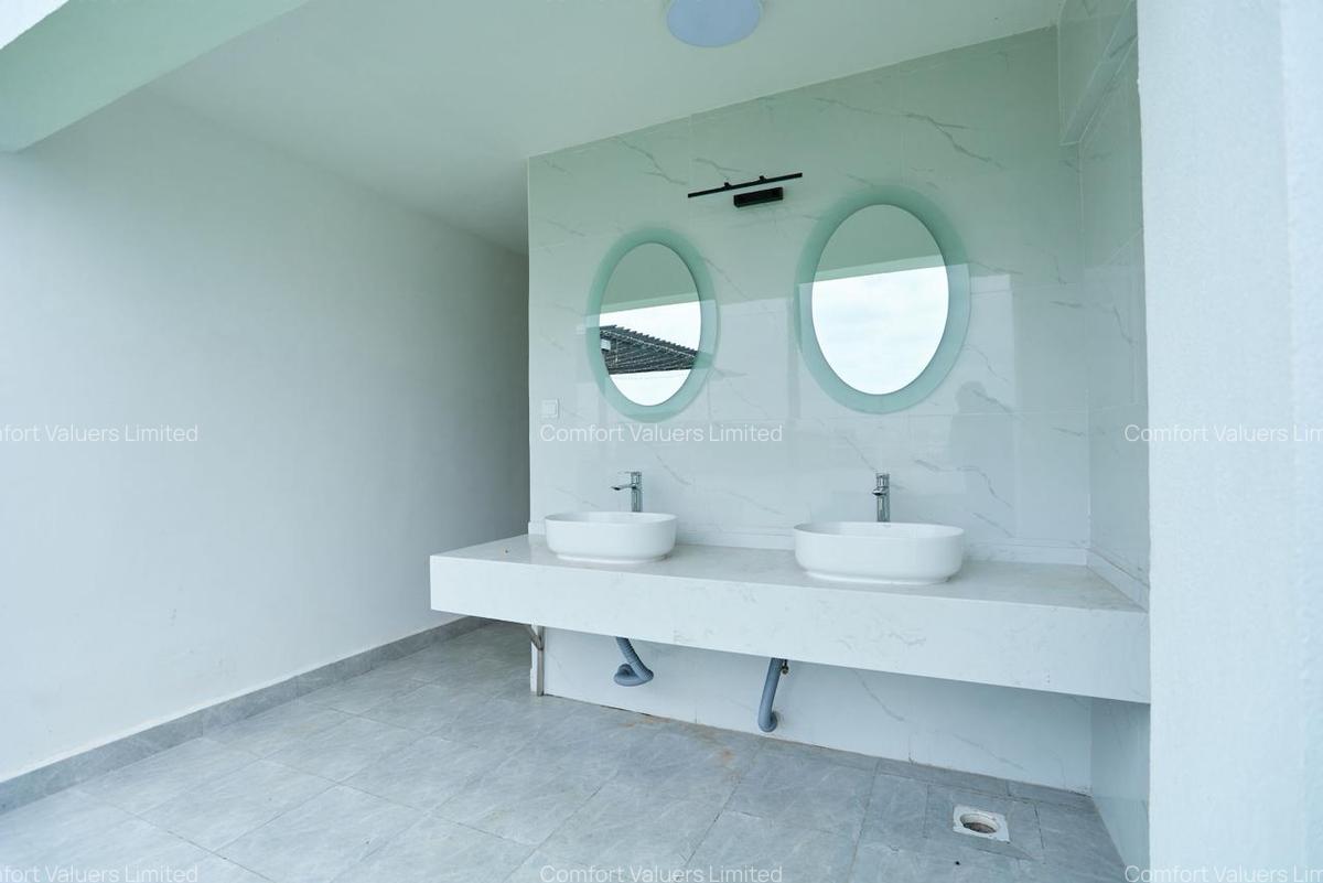 Serviced 2 Bed Apartment with En Suite at Westlands - 12