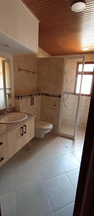 5 Bed Townhouse with En Suite at Shanzu Road - 18