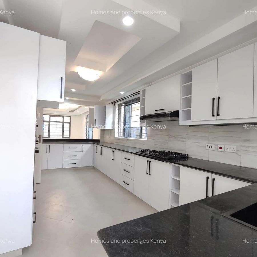 4 Bed House with En Suite in Ruiru - 3