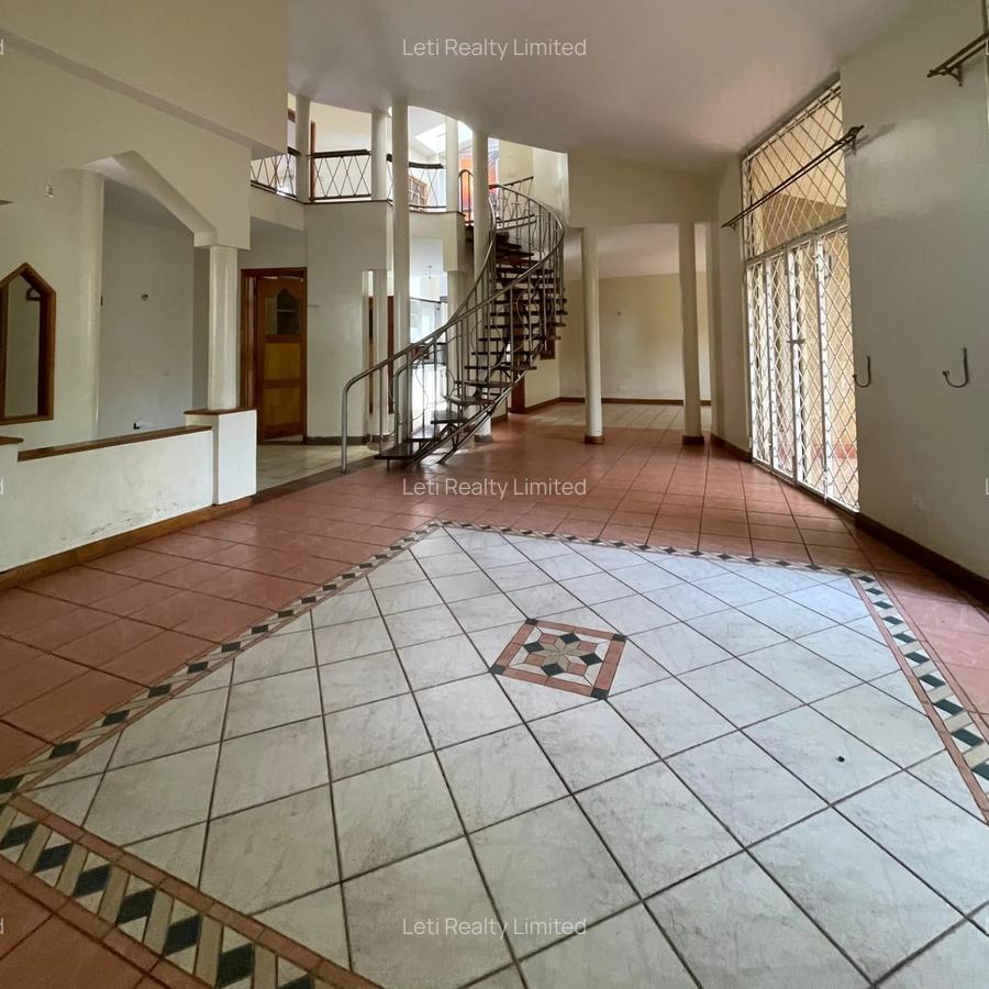 4 Bed Townhouse with En Suite in Kilimani - 4