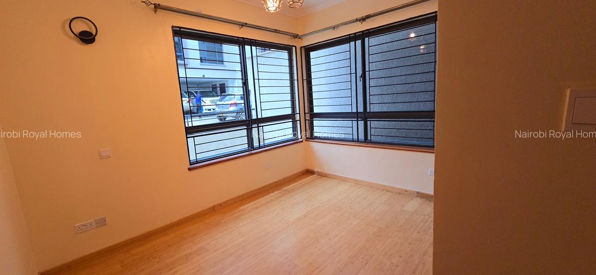 5 Bed Townhouse with En Suite at Off James Gichuru - 16