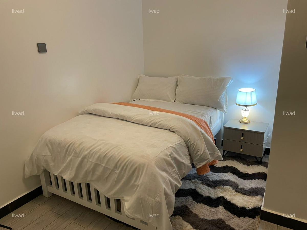 Serviced 3 Bed Apartment with En Suite at Wood Avenue - 12