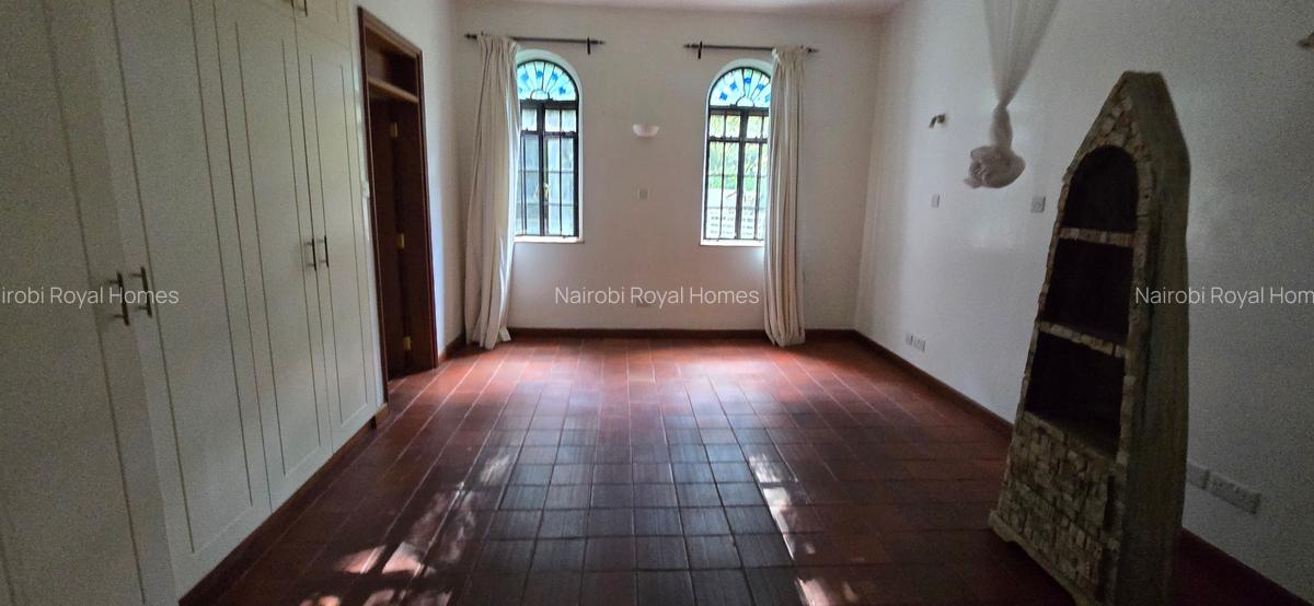 5 Bed House with En Suite at Loresho Ridge - 12