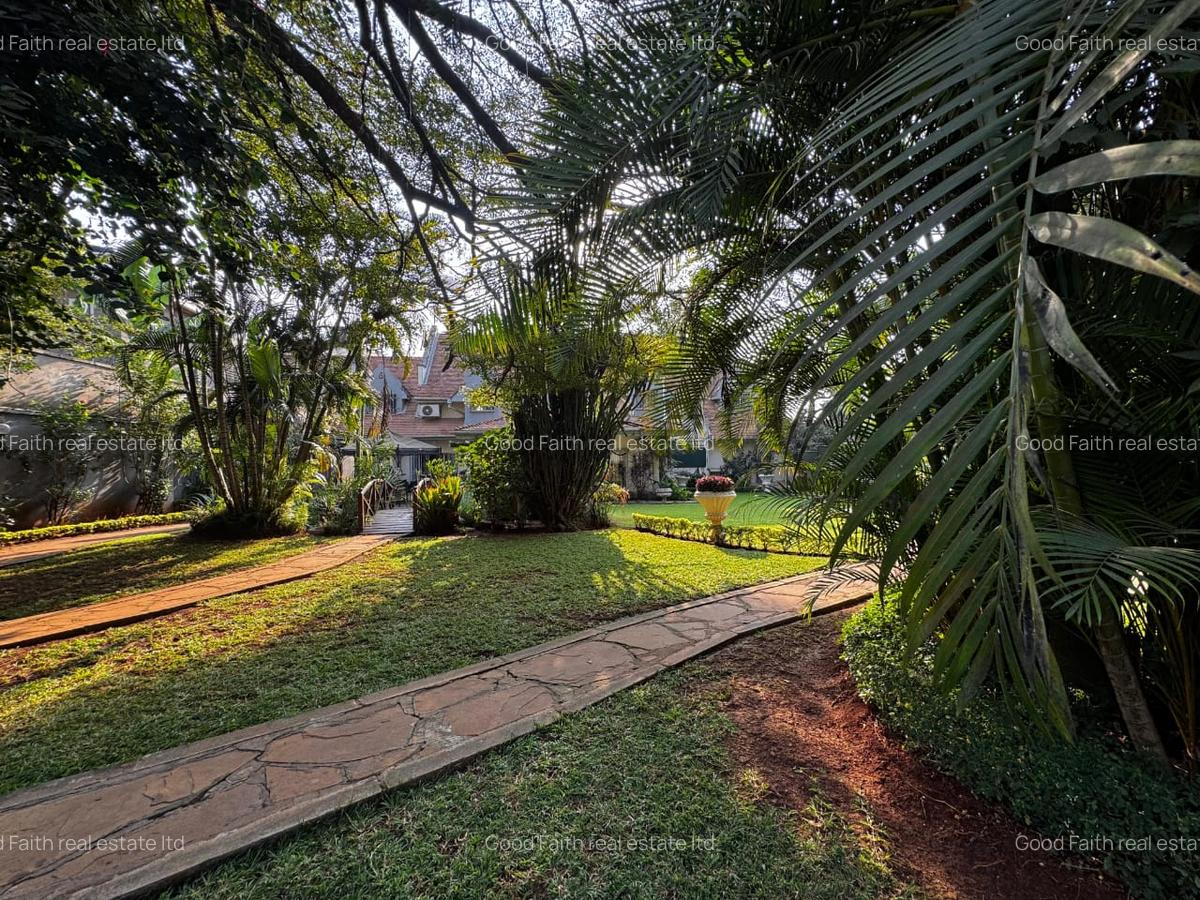 5 Bed House with En Suite in Muthaiga - 5