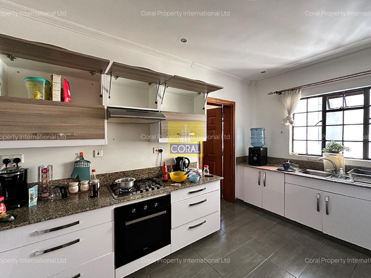 2 Bed Apartment in Westlands Area - 4