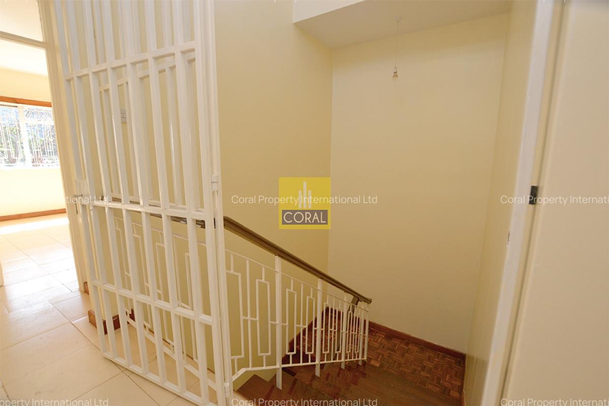 4 Bed Townhouse in Westlands Area - 8