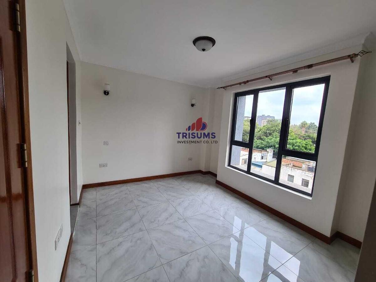 2 Bed Apartment with En Suite at Westlands - 10