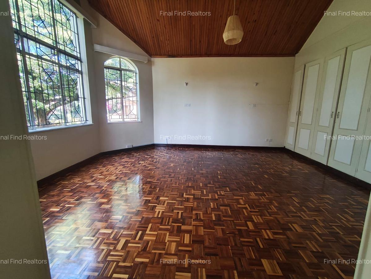 5 Bed House with Staff Quarters in Runda - 16