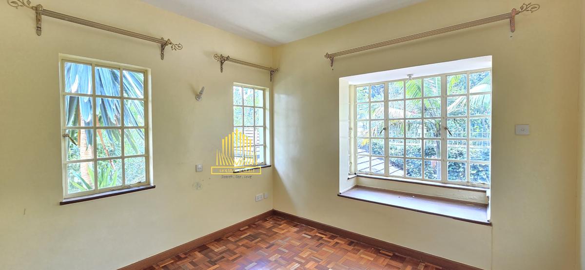 5 Bed Townhouse with En Suite in Lavington - 15