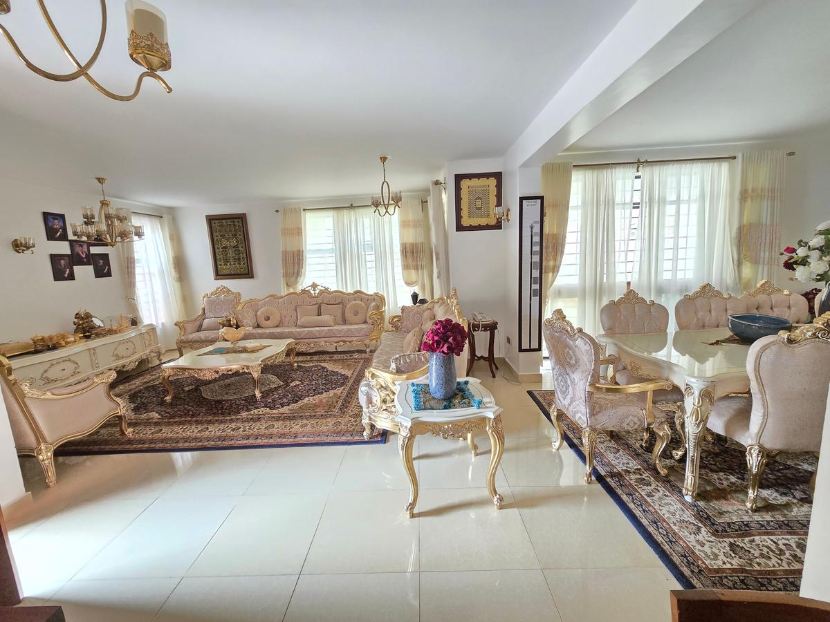 6 Bed Townhouse with En Suite at James Gichuru - 18