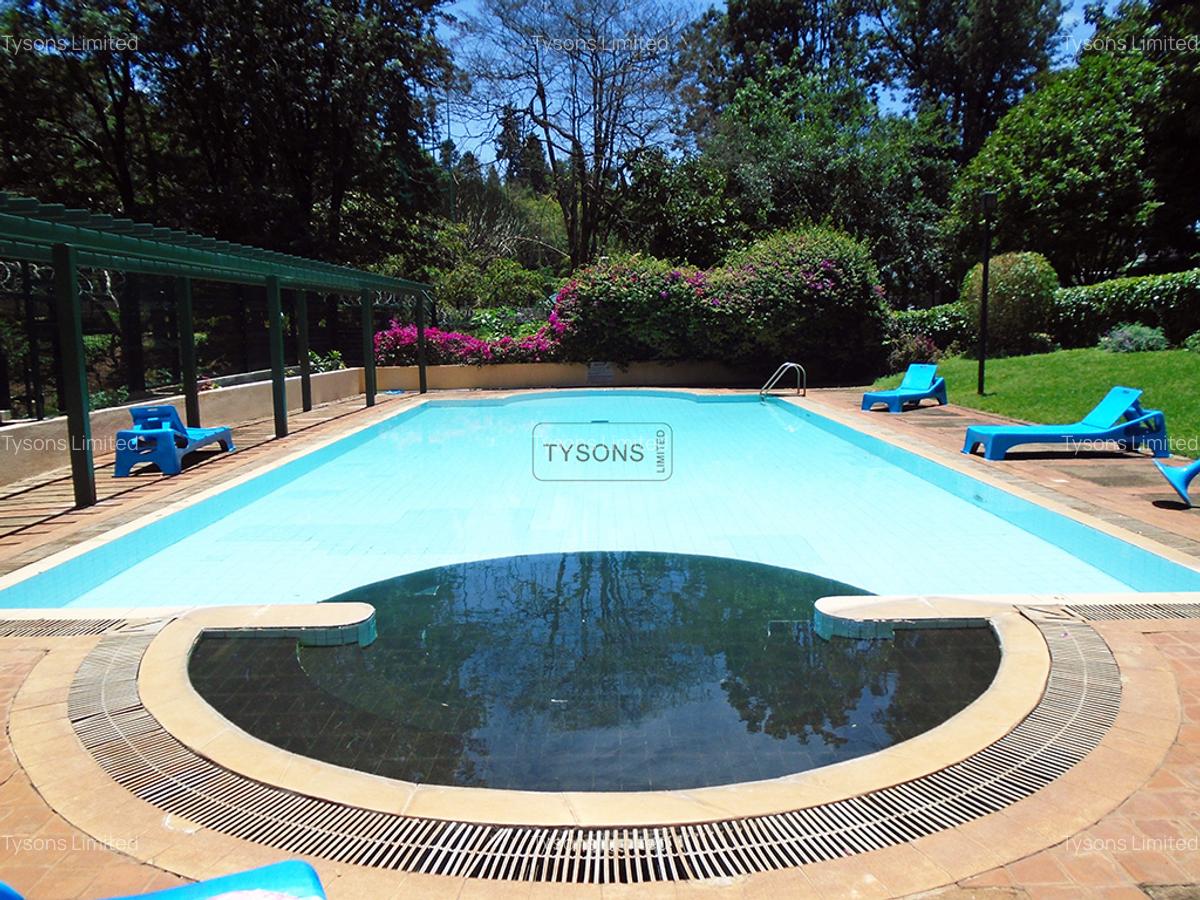 4 Bed Apartment with En Suite in Westlands Area - 17