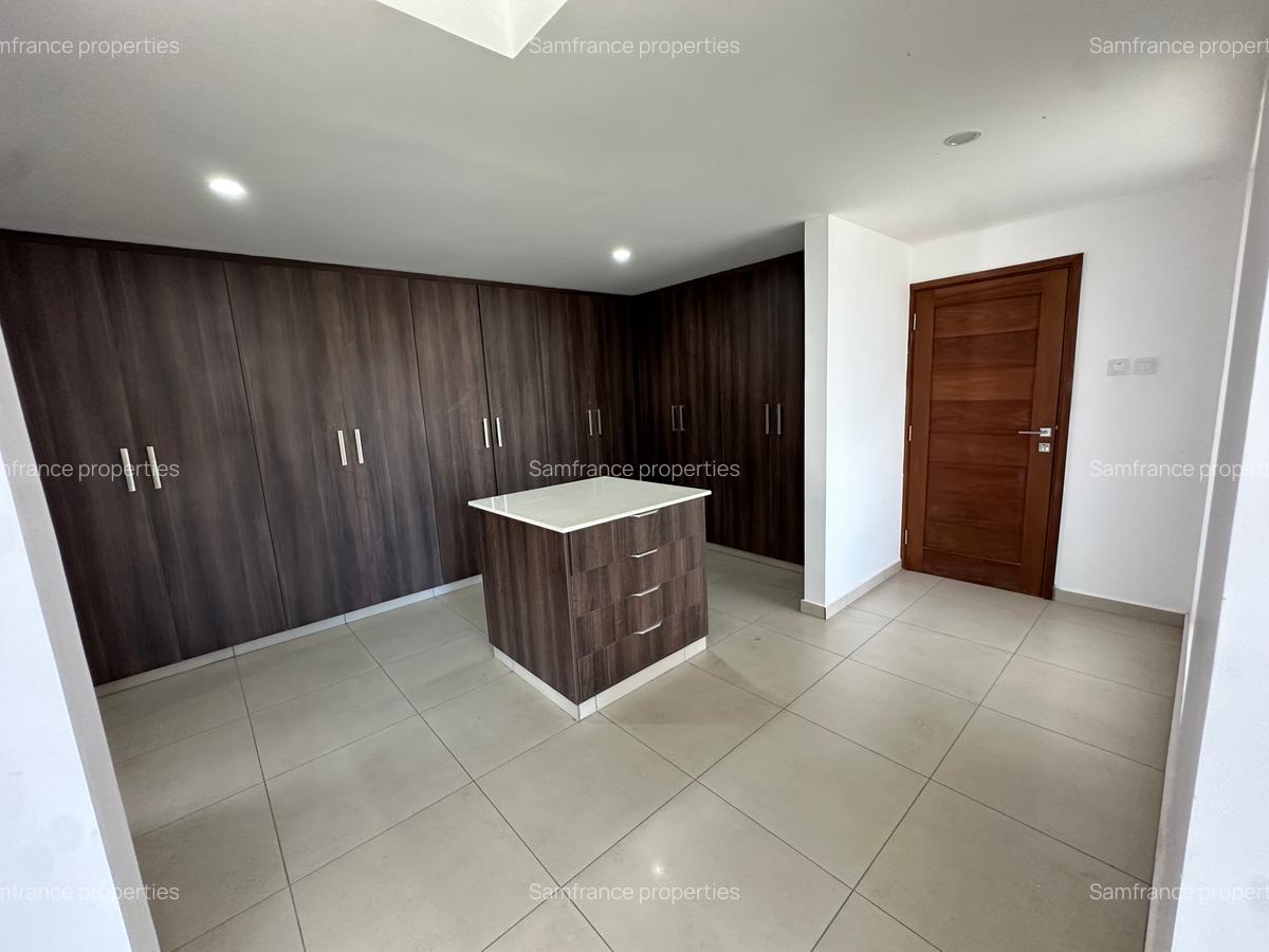 Serviced 3 Bed Apartment with En Suite at Go Khart - 4