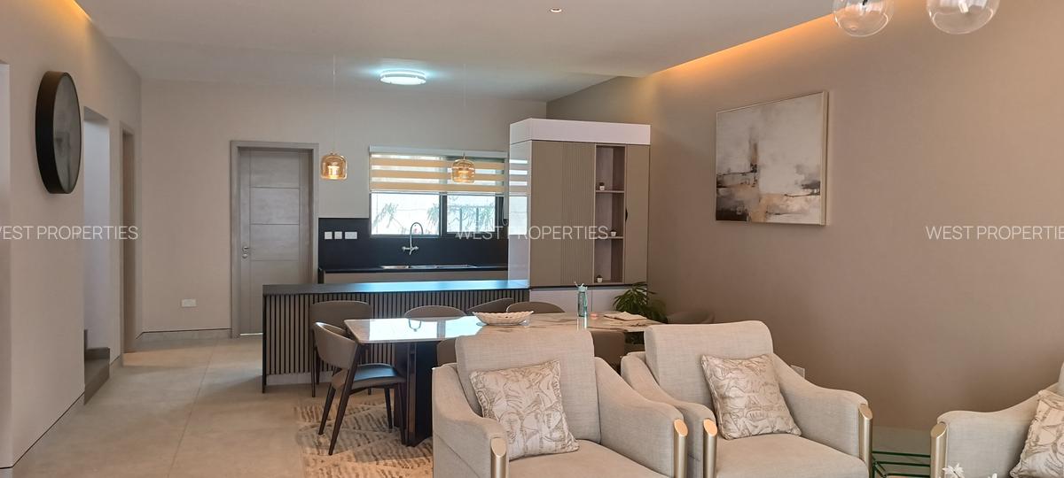 5 Bed Townhouse with En Suite at Langata - 5