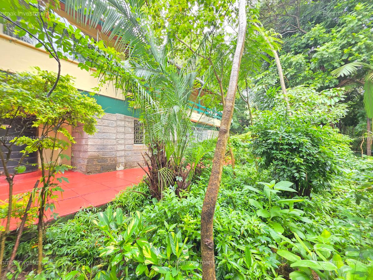 4 Bed House with En Suite at Lavington Green. - 4