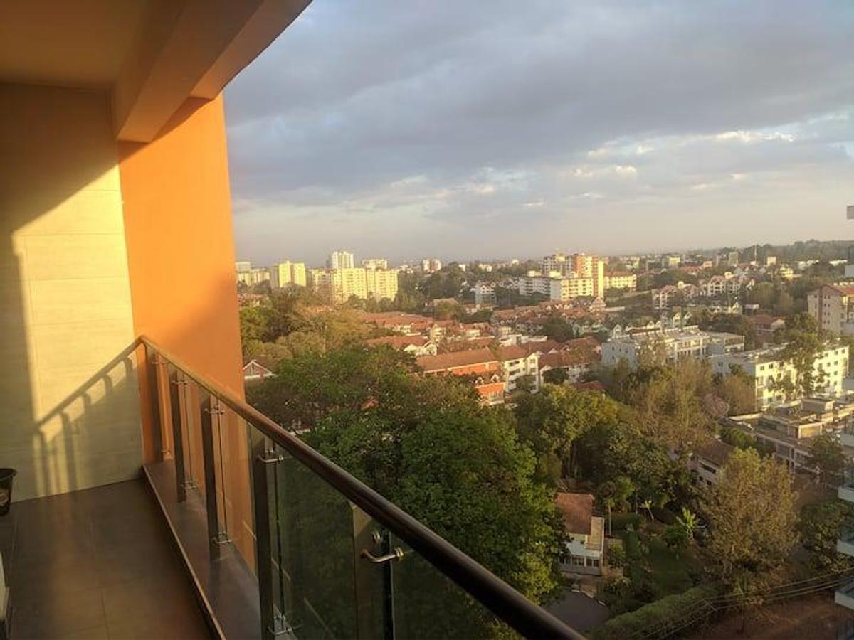 2 Bed Apartment with En Suite in Lavington - 2